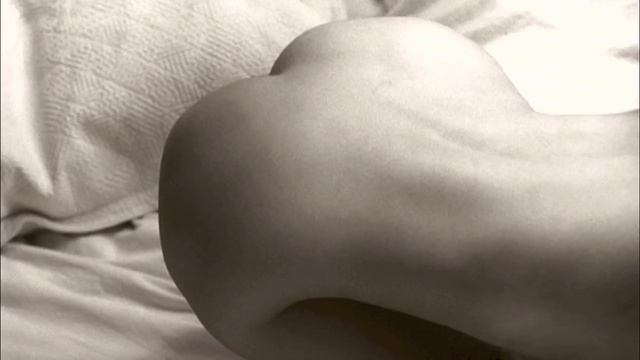 Borai - Does It Bother You (Tasteful Nudes) HD - 2013 смотреть онлайн