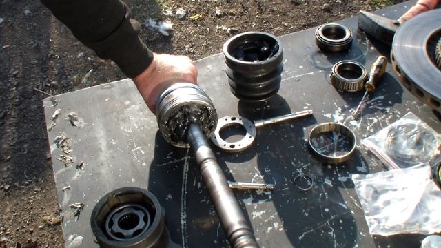 Замена ступичных подшипников и гранат привода. смотреть онлайн