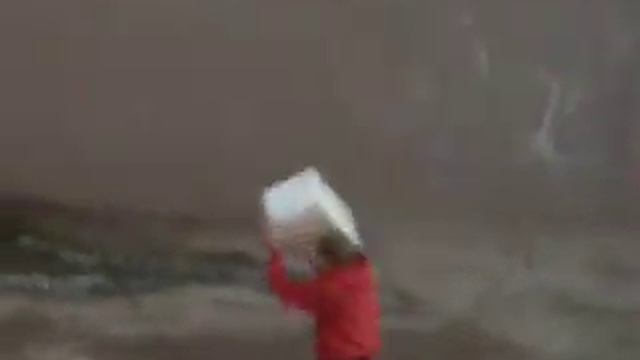 throwing a microwave out my window pt. 2 смотреть онлайн