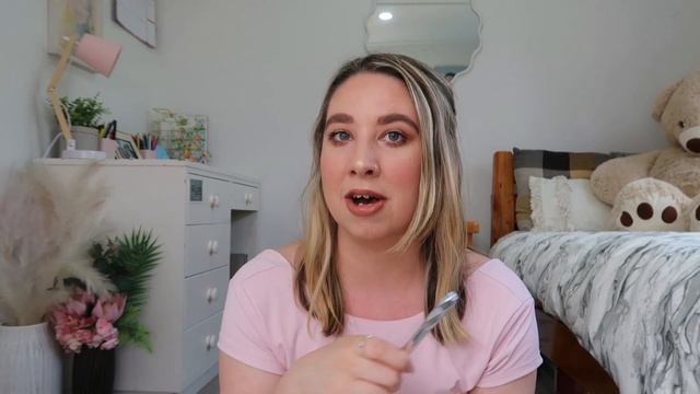 Empties! #14 Product Reviews & Regrets! смотреть онлайн