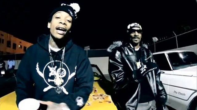 Young Wild and Free Wiz khalifa Ft. Snoop Dogg(Mac and Devin got to high school) смотреть онлайн