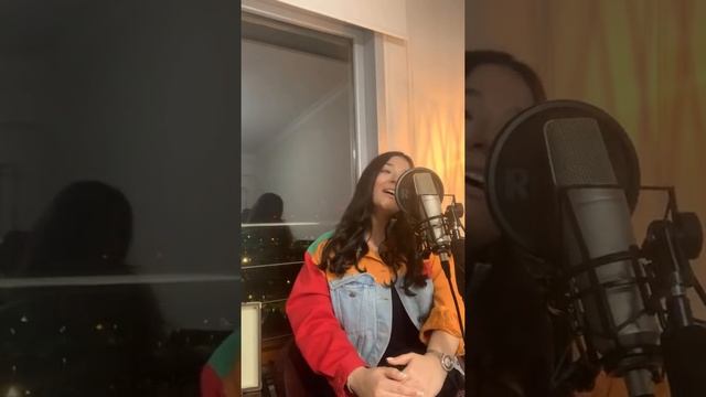 Tuğçe Kandemir - Akustik (Canlı Yayın #1) смотреть онлайн