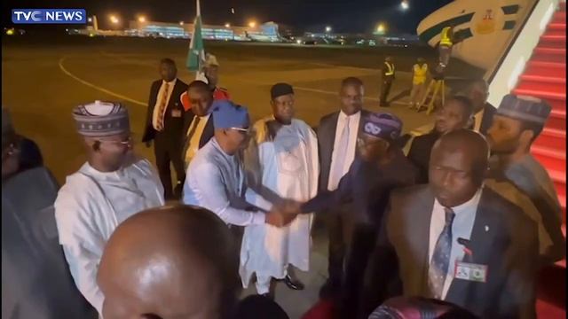 BREAKING: President Returns To Abuja After Attending G-20 Summit In India смотреть онлайн