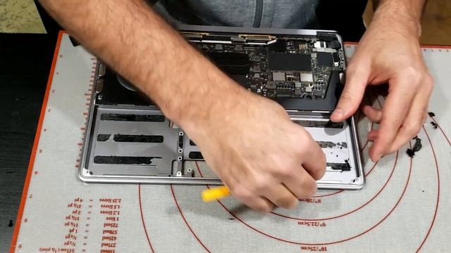 Macbook Pro A2289 Battery replacement смотреть онлайн