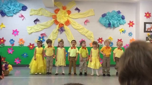 Весенний утренник 2016.