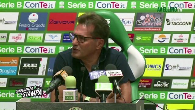 Conferenza stampa di Walter Novellino (verso Cremonese-Avellino) смотреть онлайн
