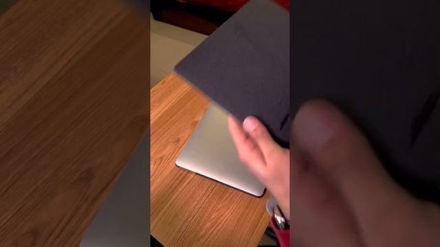 Best case for Macbook Pro M1: Spigen Thin Fit - Black смотреть онлайн