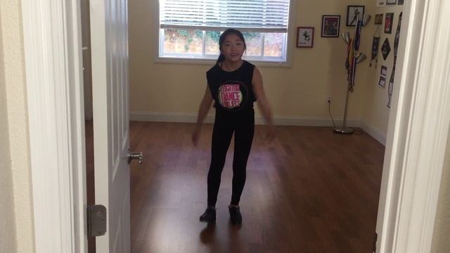 Amelie Or age 11: Operation Tap challenge #1 смотреть онлайн