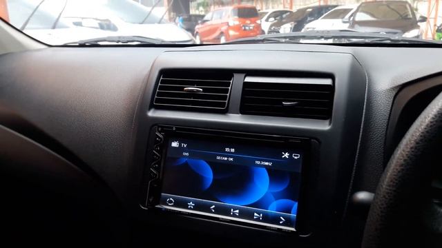 Daihatsu Ayla M A/T (2014) review - Indonesia смотреть онлайн