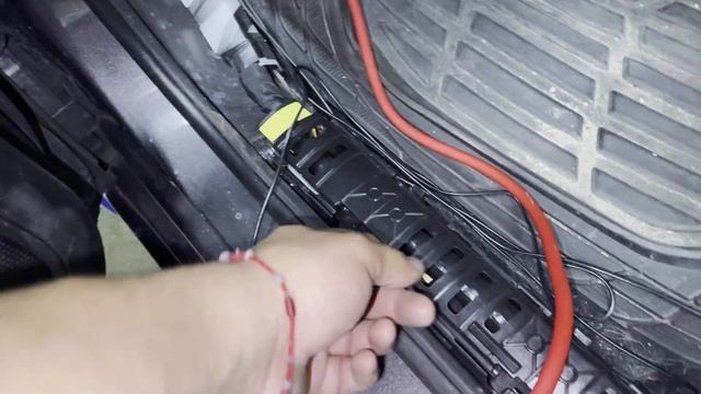 How To Run Sub Wires | Any Car | 4 Gauge Upgrade | Easy | $33 Amazon Kit смотреть онлайн