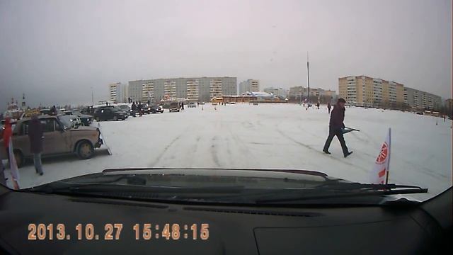 Спринт-слалом на День автомобилиста 2013 Усинск. ч.1 смотреть онлайн