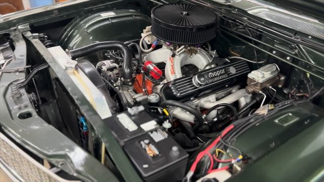Chrysler New Yorker, Build Info And Tour