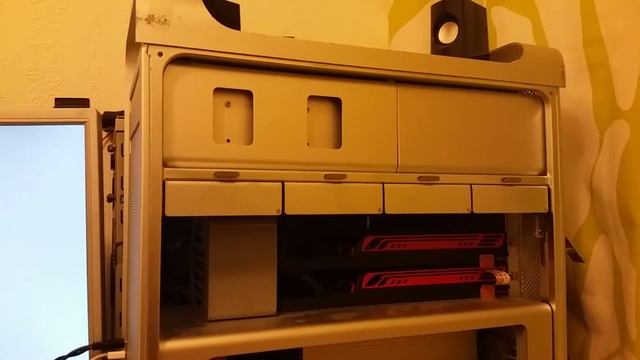 Mac Pro with AMD CrossFire dual GFX смотреть онлайн