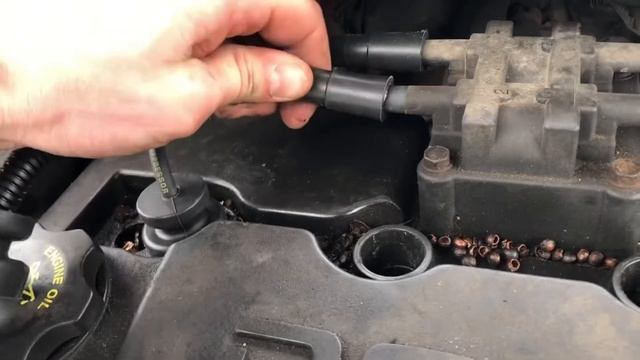2006 Dodge stratus- Changing Spark Plugs and Coil Wires. смотреть онлайн