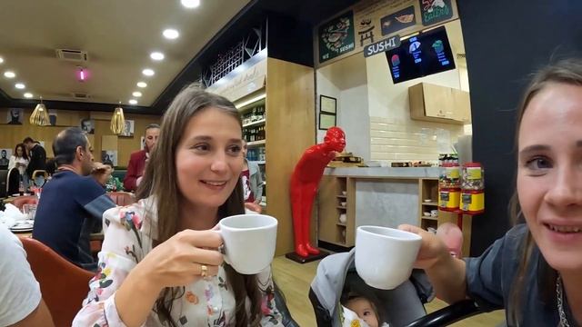 Шокирующий Ереван лопается от народа. Не можем попасть никуда. День Рождение Настеньки под угрозой смотреть онлайн