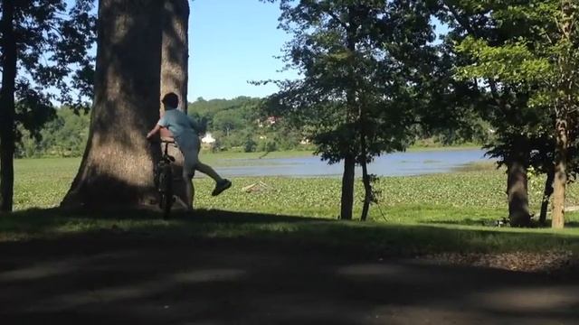 Mac DeMarco - Blue Boy смотреть онлайн