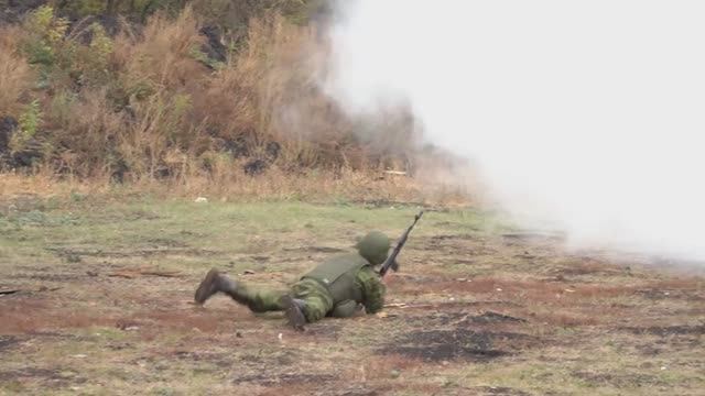 Боевая подготовка добровольцев «Барс-Белгород» на полигоне смотреть онлайн