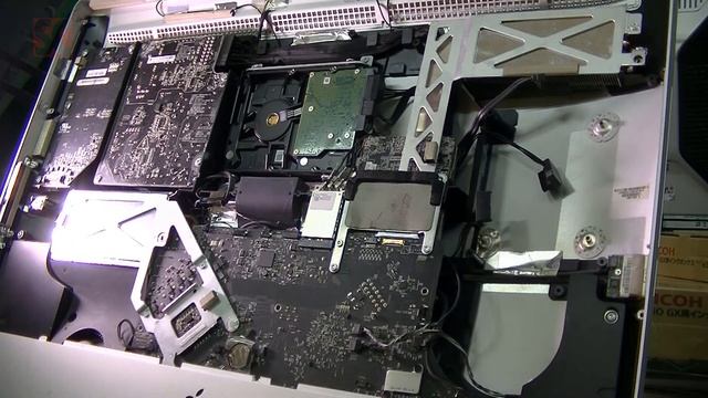 iMac-2011-Mid.SSD化作業とDVDドライブ修理確認 смотреть онлайн