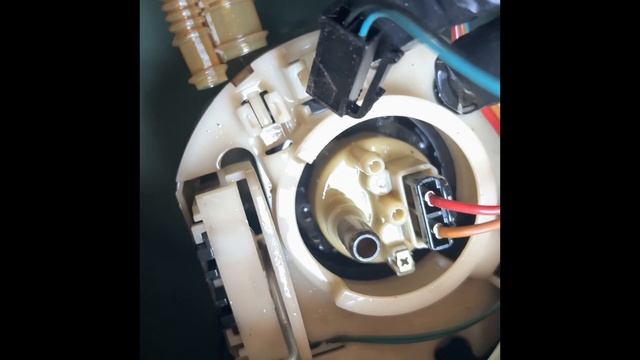 How to replace the Fuel Pump on Dodge Magnum, Charger, Challenger, and Chrysler 300 смотреть онлайн