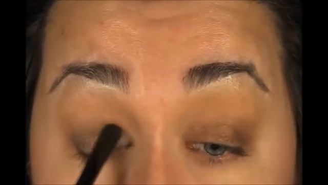 MAC Satin Taupe Eye Look VERY SIMPLE смотреть онлайн