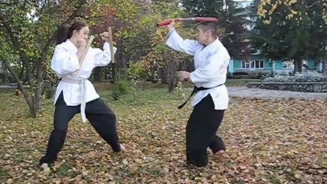 2009 Осень Перова Яна - Первухина Наталья (тонфы и нунчаки) смотреть онлайн