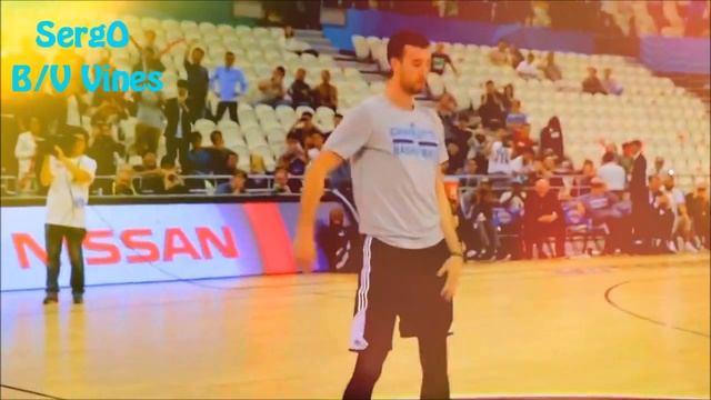 Frank Kaminsky Shows China His Dance Moves смотреть онлайн