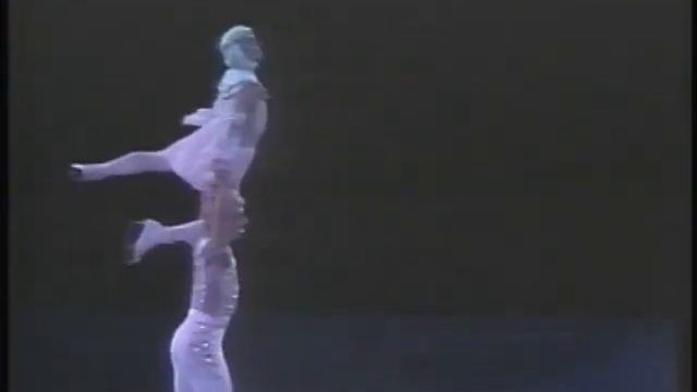Jayne Torvill and Christopher Dean - 1985 World Professional Championships AP смотреть онлайн