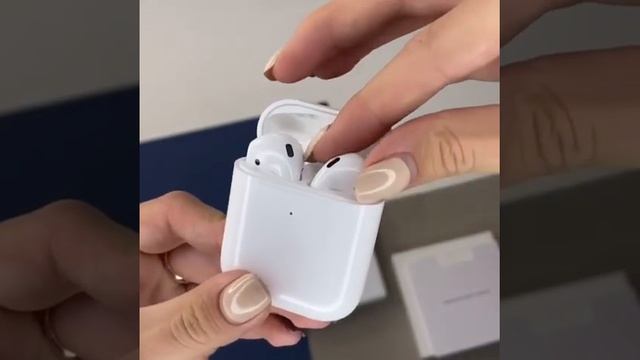 Обзор идеальной копии AirPods 2 смотреть онлайн