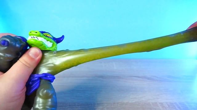 Goo Jit Zu Стретч Страйкерс