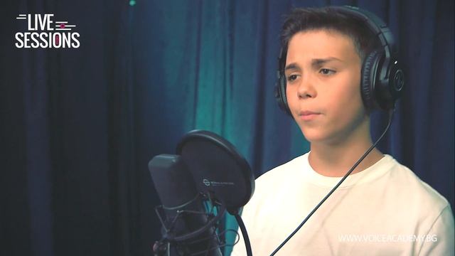VA Live Studio Sessions - Daniel Kunov - Uptown Funk /cover/ смотреть онлайн