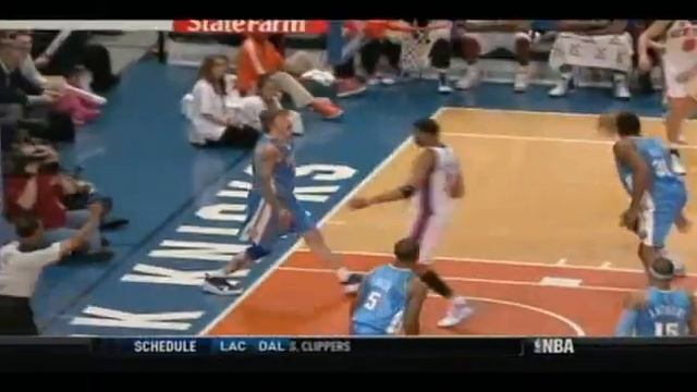 T-Mac tries to dunk on Chris 'Birdman' Andersen смотреть онлайн