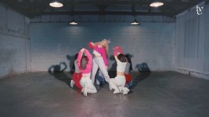 📹 IVE 아이브 'LOVE DIVE' DANCE PRACTICE