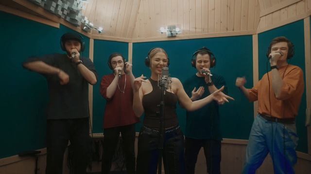 Настя Мартынов - СЕЙЧАС И ЗДЕСЬ (feat PLUSFIVE) смотреть онлайн