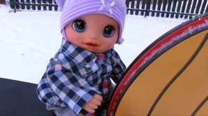 Непослушная Оля Замёрзла На Улице Мультики Как Мама Играет в Куклы Беби Бон 108мама тв