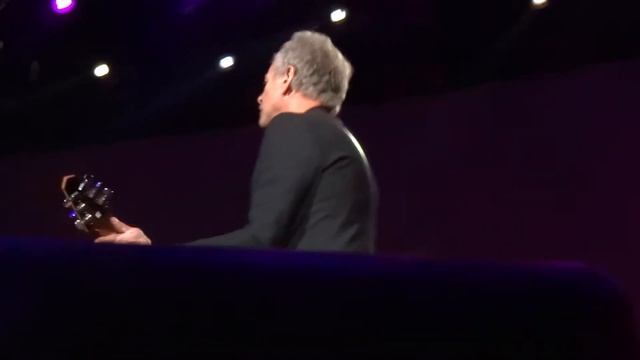 You Make Loving Fun (clip), Fleetwood Mac, Chicago, IL 10/3/2014 смотреть онлайн