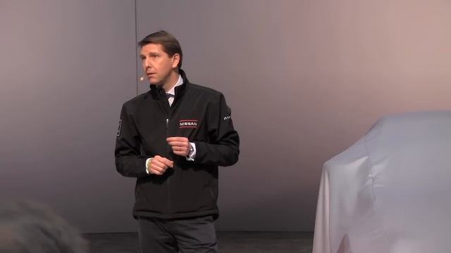 2013 Chicago Auto Show, Nismo Juke and 370Z смотреть онлайн