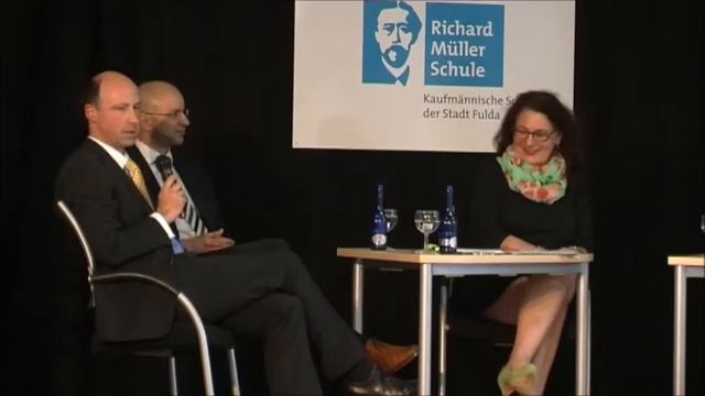 Podiumsdiskussion Kurzfassung Ausschnitt 1 смотреть онлайн