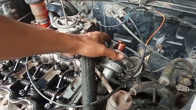 bongkar pasang delco daihatsu charade 3 silinder смотреть онлайн