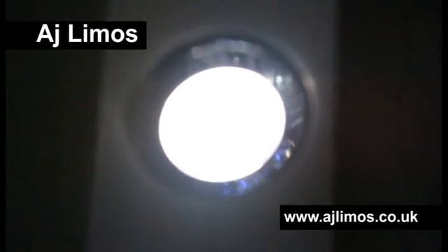 Chrysler Limousine, Stretch Limo, White Limo, Limo Hire in Manchester, Chrysler 300C, смотреть онлайн