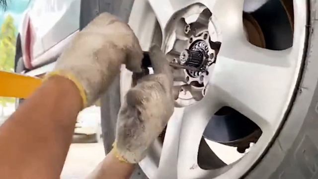 ADJUST WHEEL BEARING ISUZU D-MAX смотреть онлайн