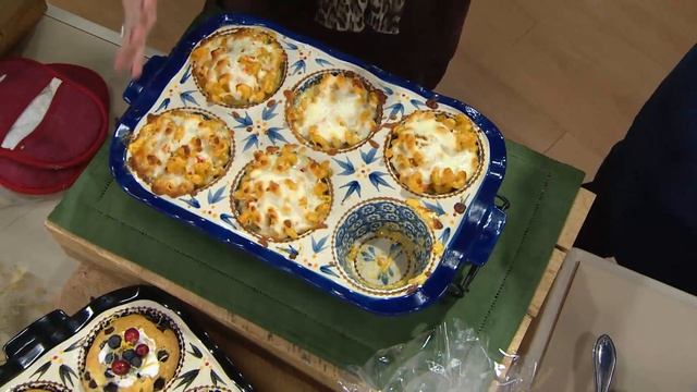 Temp-tations Old World Texas Muffin Pan w/Wire Rack with David Venable смотреть онлайн