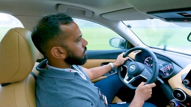 Novo Nissan Sentra faz 16km/l e tem segurança de fazer inveja aos rivais смотреть онлайн