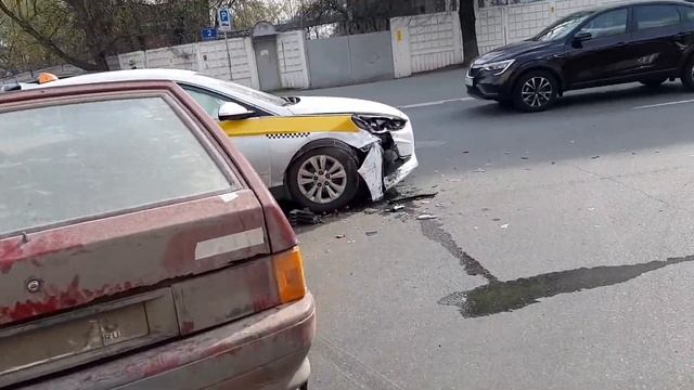 Разбили мою ламборджини смотреть онлайн