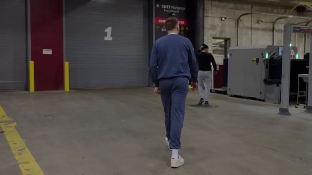 Track The Pack: Ant Throws Down The Dunk Of The Decade | 13 Day Road Trip | Wins In Indy, LA, Utah смотреть онлайн