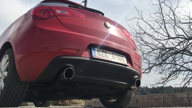 Alfa Romeo Giulietta 1.4 MultiAir Ulter Sport Exhaust Sound
