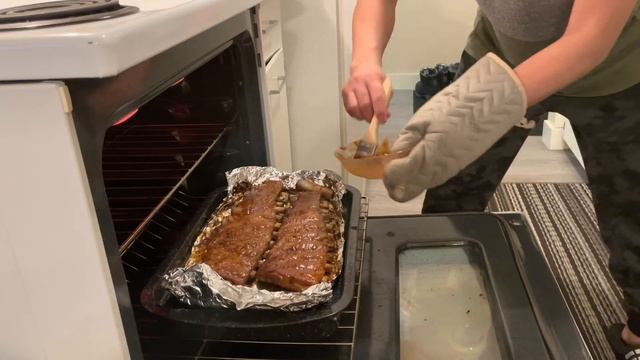 PORK RIBS STEAK w/ Mini POTATOES смотреть онлайн