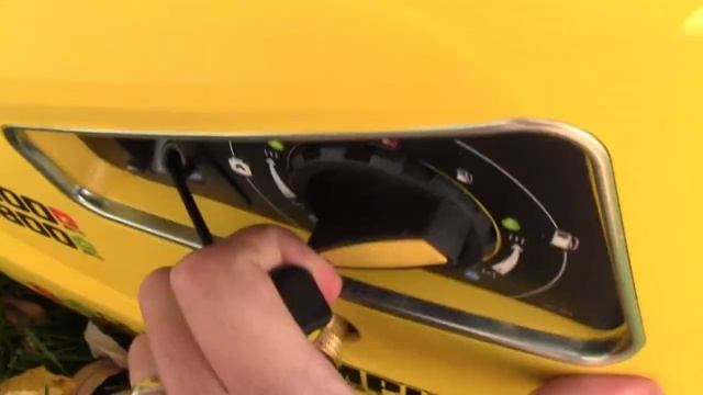 100402 Champion Inverter generator dual fuel 2kw смотреть онлайн