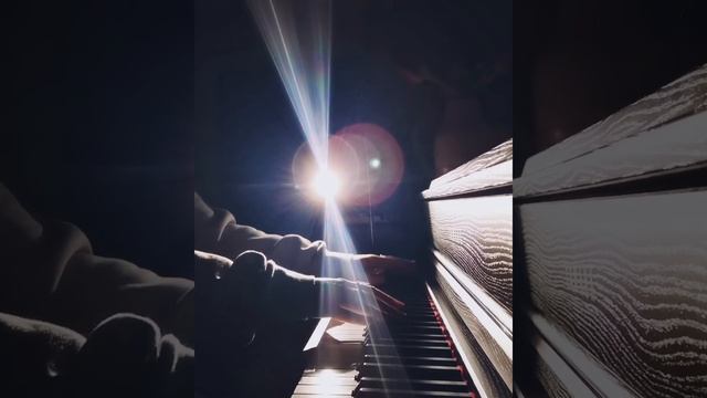 Mac Miller I Can See Piano Cover - Circles ft. Background vocals from Ariana Grande смотреть онлайн