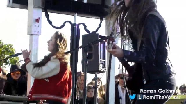 Haim, "Oh Well" (Fleetwood Mac cover) - Treasure Island Music Festival 2013 смотреть онлайн