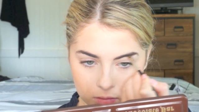 CARA DELEVINGNE Inspired Makeup Tutorial смотреть онлайн